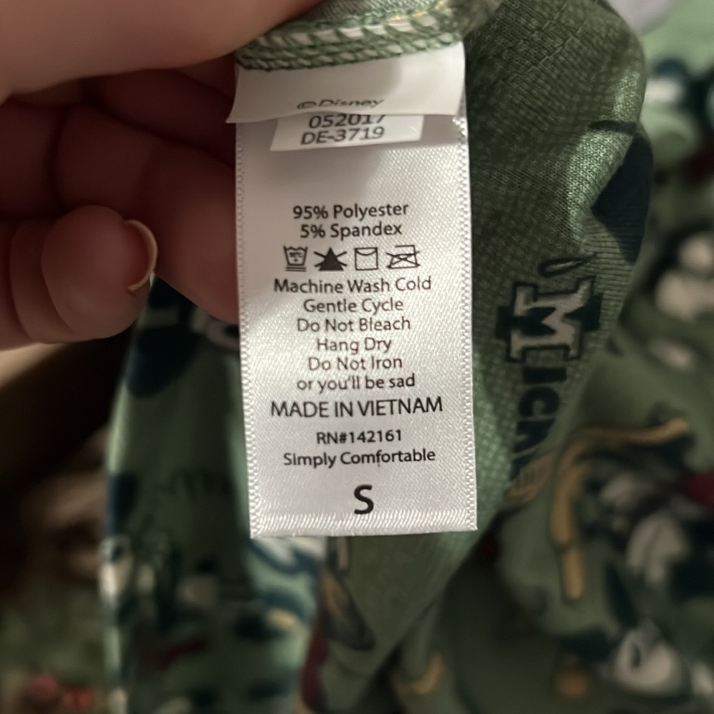 Lularoe Disney Randy - Picture 4 of 6